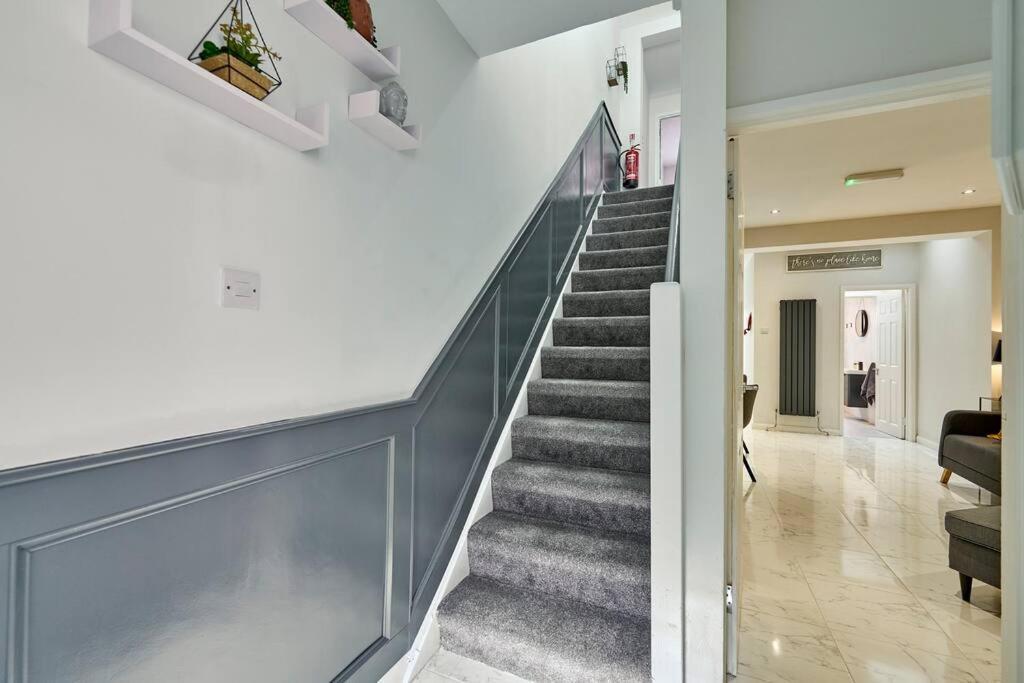 Villa Belfast Luxury Lets - Windsor Townhouse Exterior foto